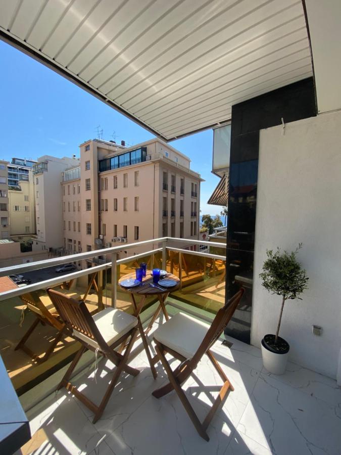Le Royal, Spacious Seaside Apartment Rooftop And Pool Nice Bagian luar foto