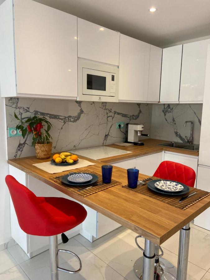 Le Royal, Spacious Seaside Apartment Rooftop And Pool Nice Bagian luar foto